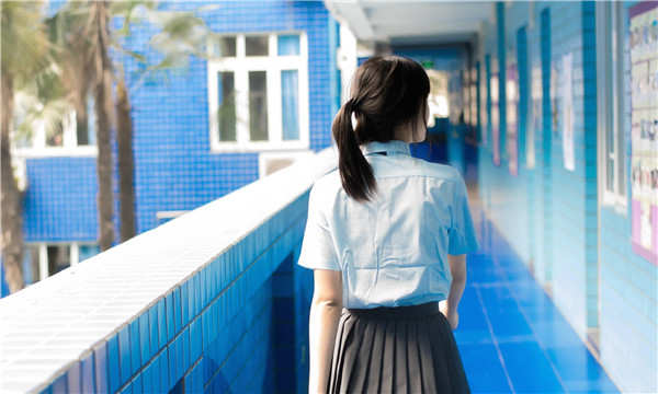 望都如何找到一个可以帮助我生孩子的女人？